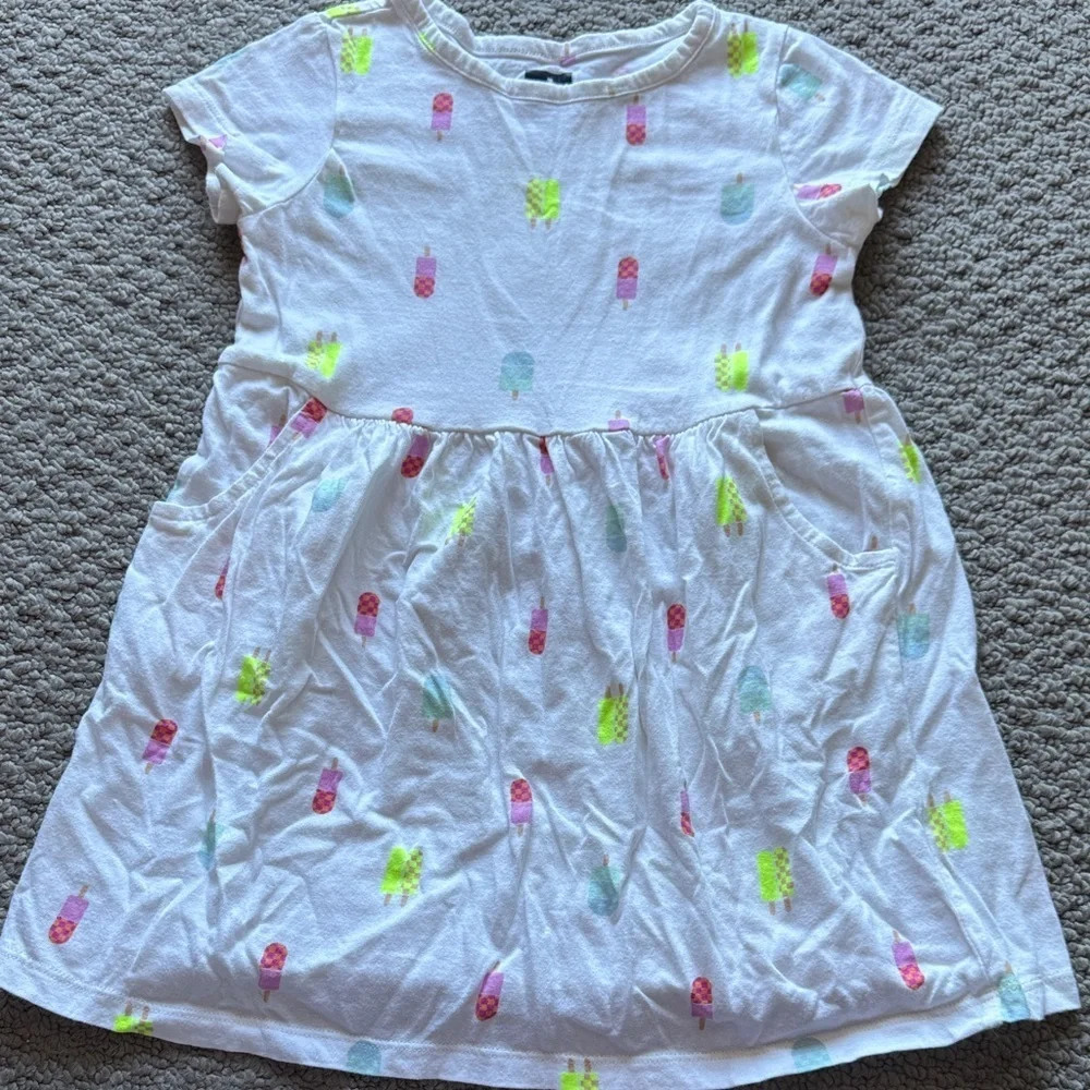 GAP White Casual Dress with Neon Pink, Yellow & Aqua Popsicle Print